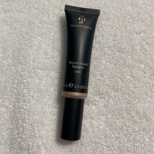 Illamasqua beyond liquid highlighter